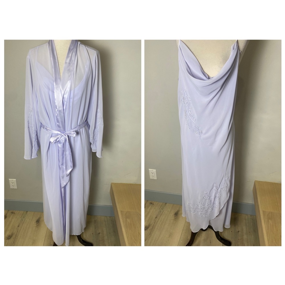 Delicates Vintage Y2K Lavender Robe and Slip Set Floral Embroidered Large Purple